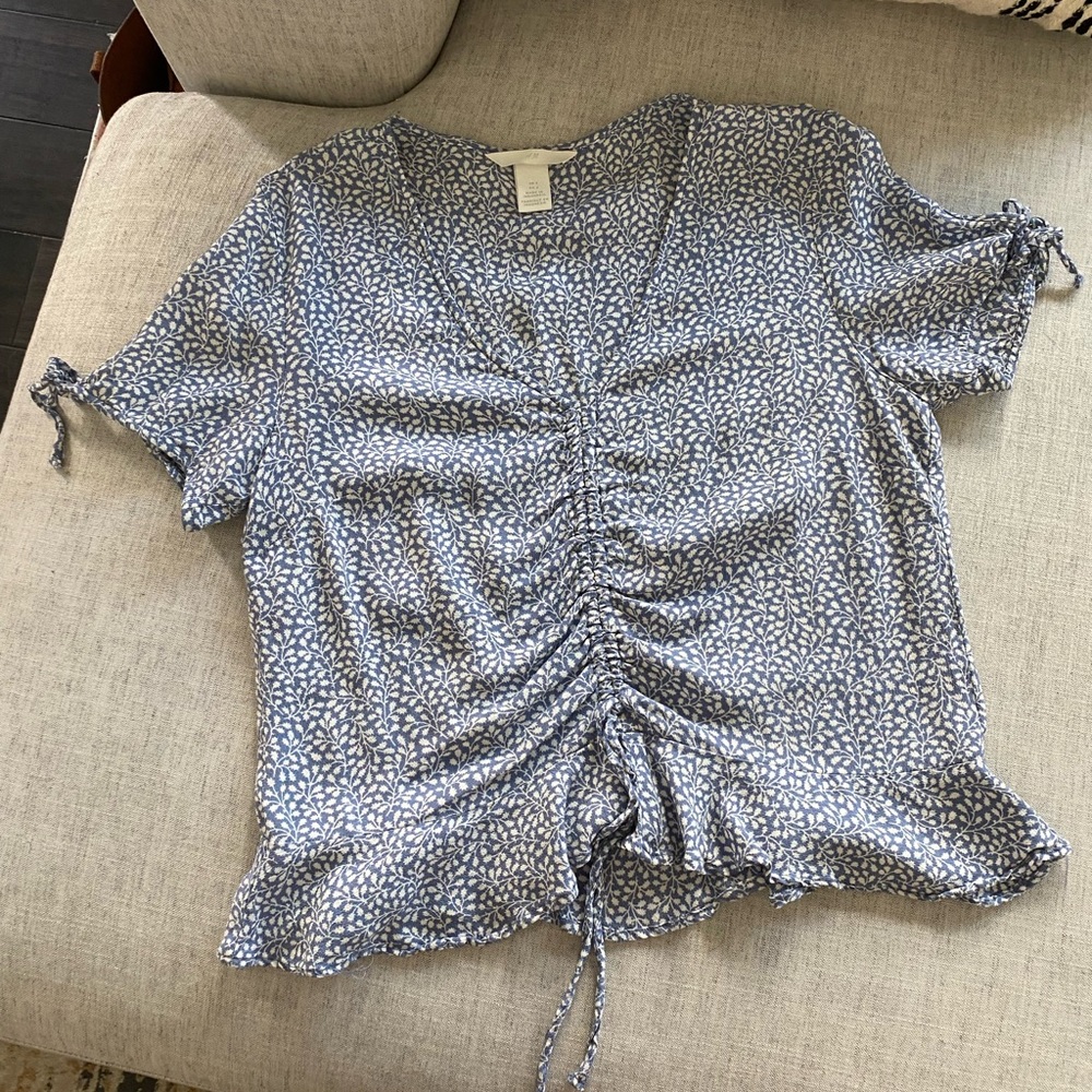 H&M blouses size 4 for $10